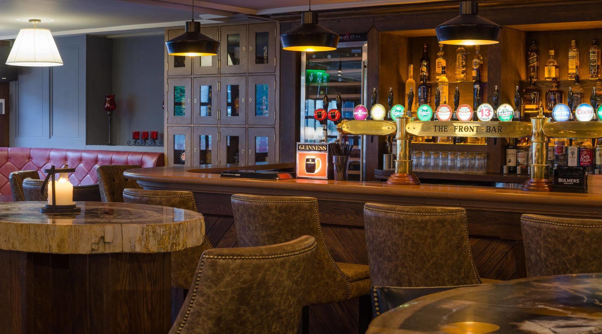 Court Yard Hotel Лейксліп Екстер'єр фото